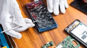 Mobile Repair or Replace? What’s Worth It